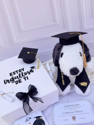 Snoopy graduado